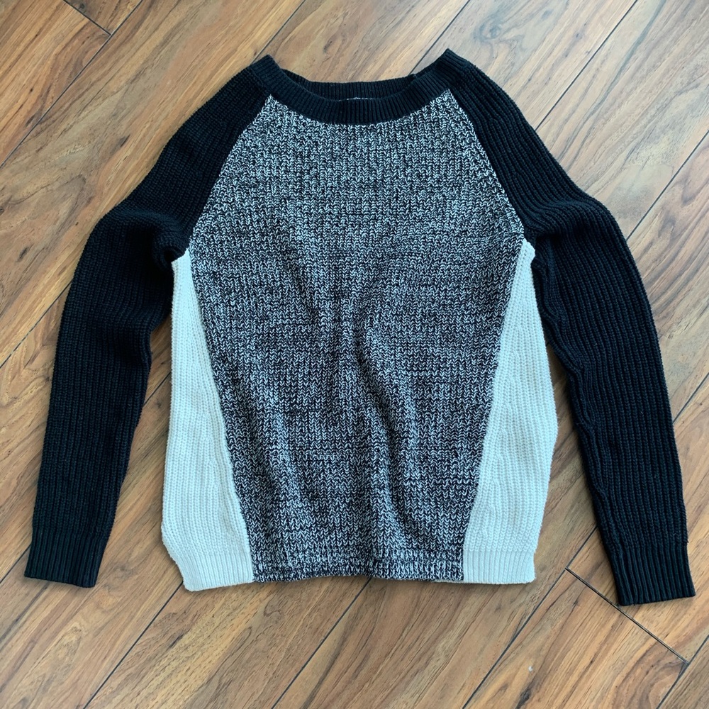 EUC Express Colorblock Sweater